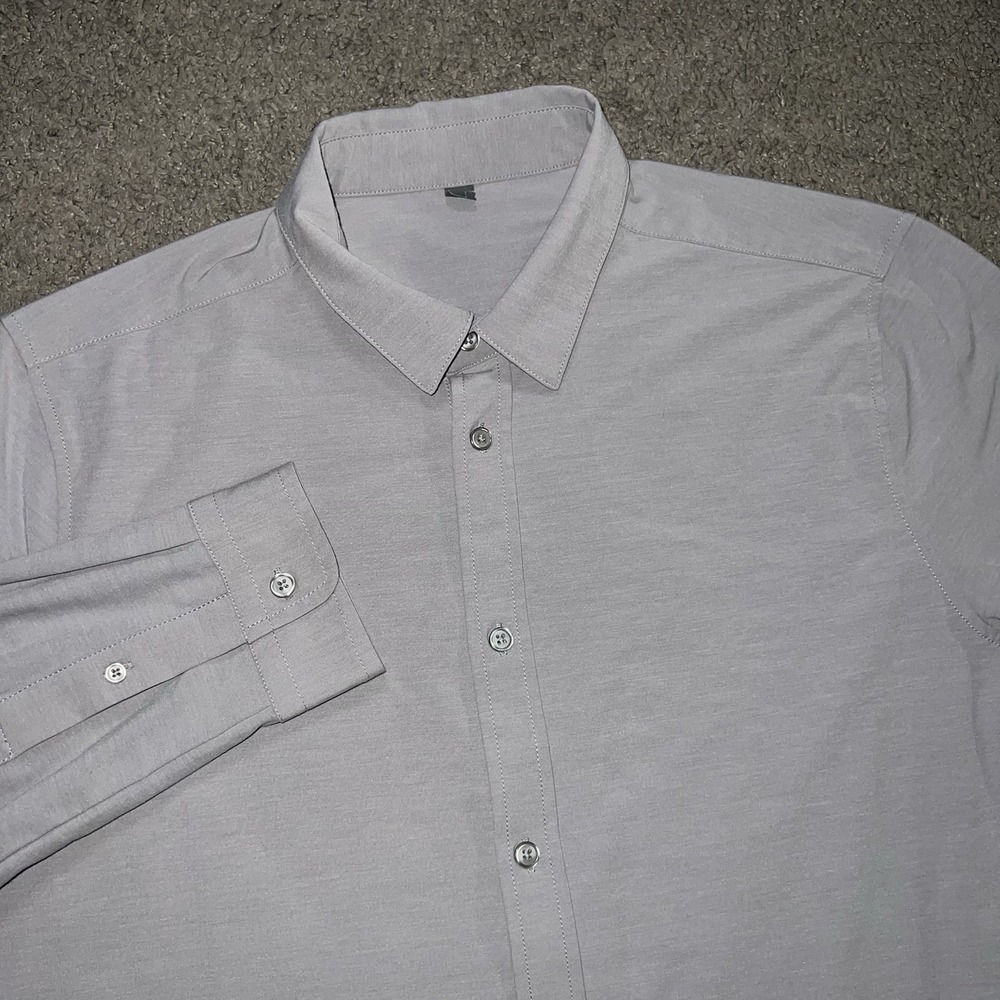 Vuori Shirt men's L Button Up BRIDGE Long Sleeve Performance Stretch Gray V1002